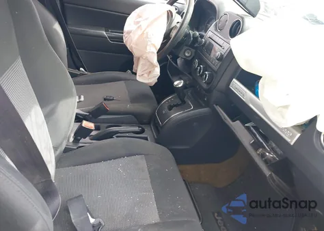 2016 Jeep Compass Sport z USA, uszkodzony, nr VIN 1C4NJCBA6GD665434